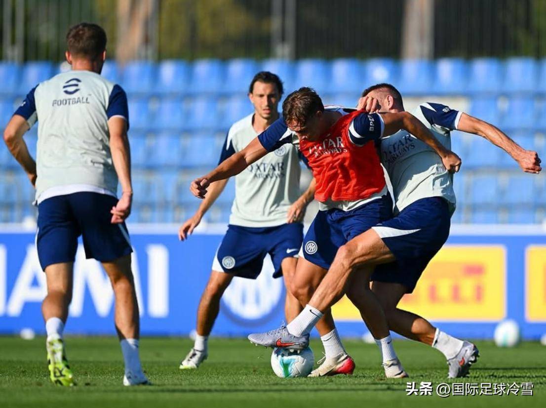 关于转会期体能课后;阿贾克斯豪取连胜备战法国杯;质疑声仍在;轮换策略成焦点的信息 关于转会期体能课后;阿贾克斯豪取连胜备战法国杯;质疑声仍在;轮换策略成焦点的信息