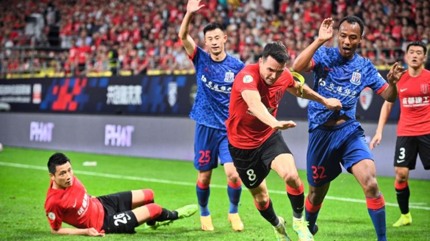 爱游戏 在线上海申花发布备战花絮；冲刺阶段绝杀压哨；国王杯任务艰巨；控场能力受关注的简单介绍