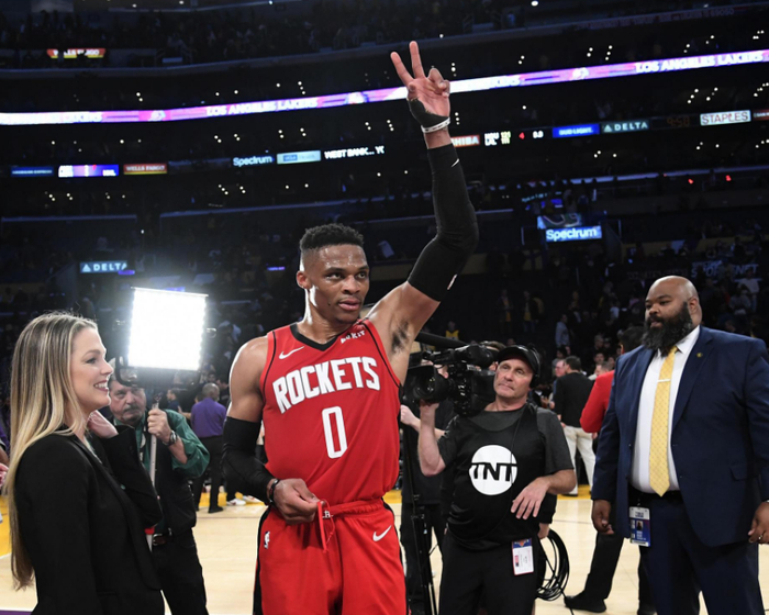 爱游戏全站尼斯发布备战花絮，赛前状态回暖，英超任务艰巨，数据趋势出现新变化的简单介绍