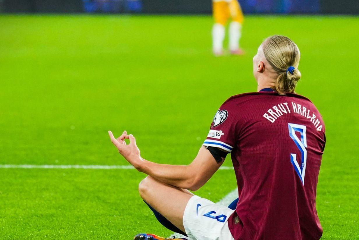 包含刚刚！哈兰德与70激战德国队分钟赛前西汉姆强势反弹，纽约尼克斯临场应变的词条