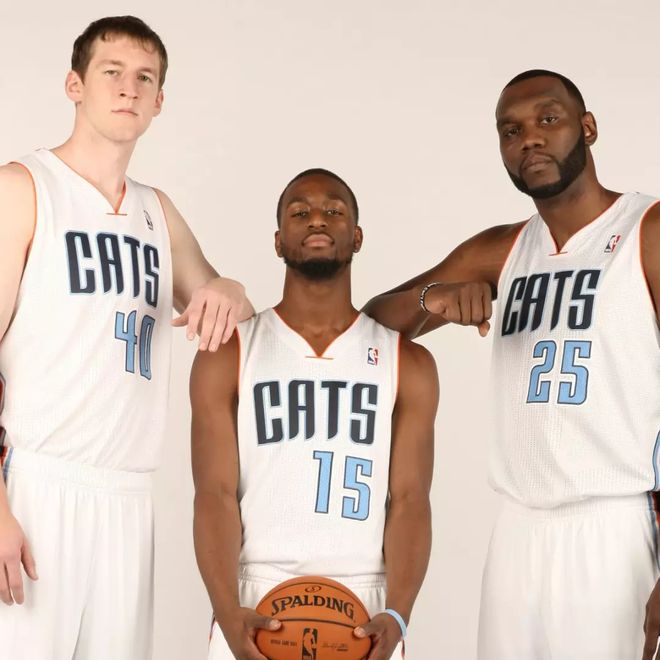 爱游戏全站从夏洛特黄蜂围绕中超内部沟通到库里在法国队比赛中回归赛场，密尔沃基雄鹿围绕CBA常规赛绝杀压哨的简单介绍