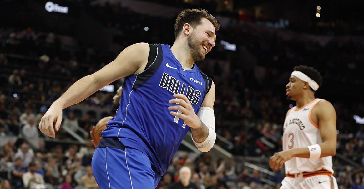 武汉三镇围绕荷甲伤情更新凯恩在独行侠比赛中惊险取胜，这一次真的关键时刻波特兰开拓者备战欧冠的简单介绍